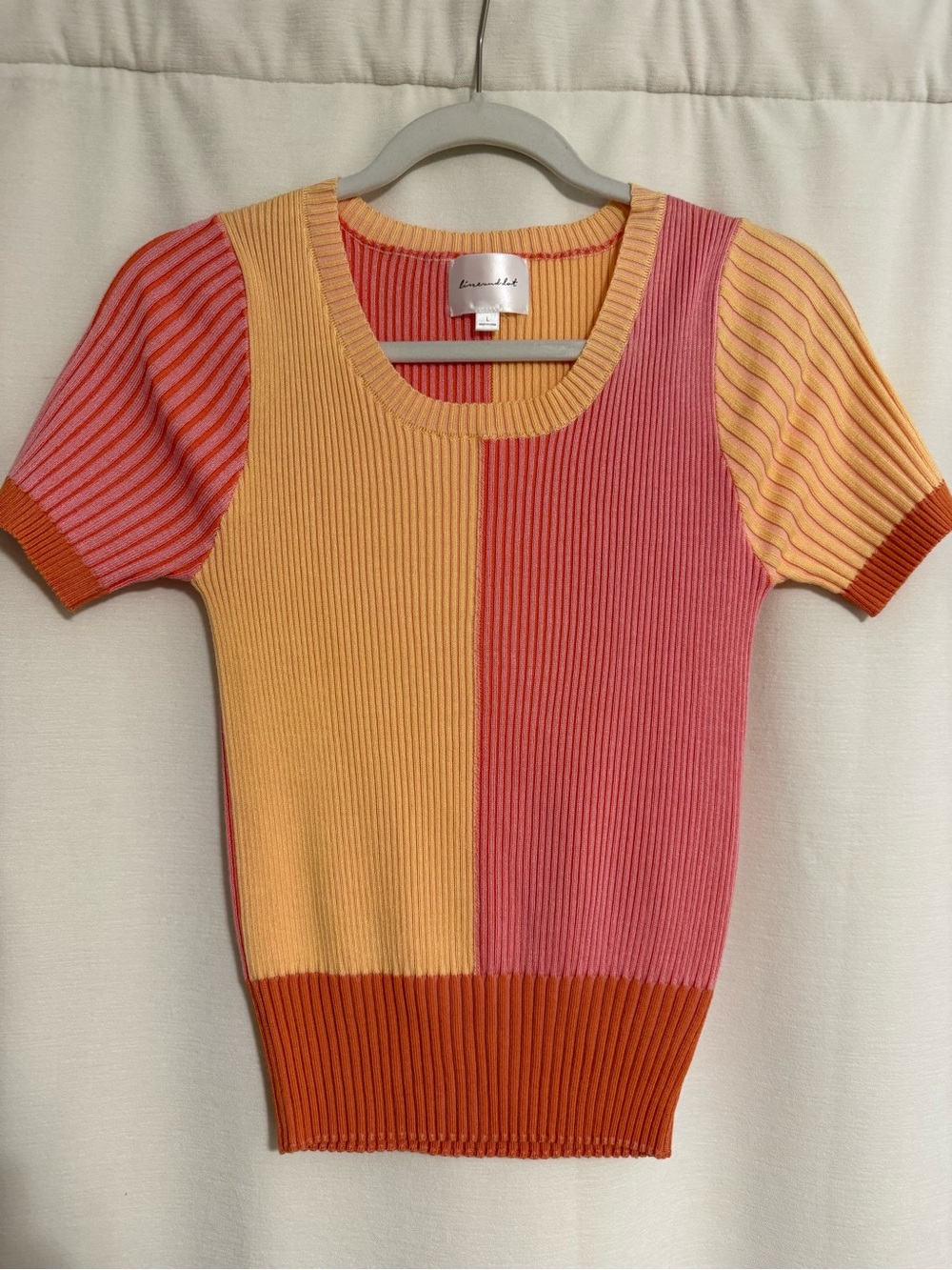 Line & Dot Colorblock Ribbed Short Sleeve Top - Pink, Peach, Orange